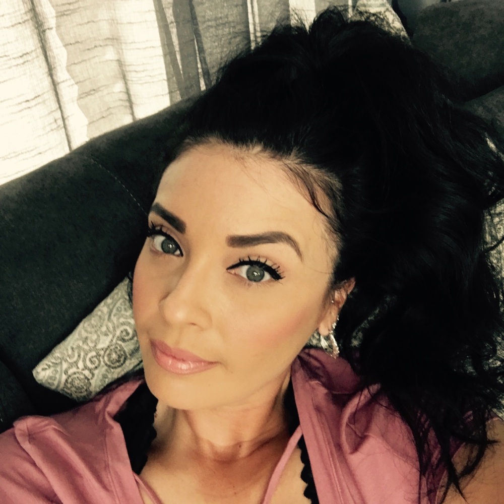 Meet your Posher, Jenn